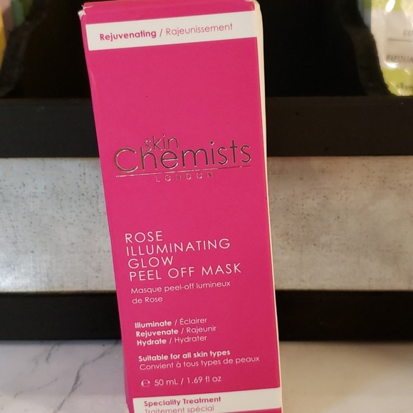 🥭3 for $35🥭 skinChemists Glow Peel-Off Mask - Picture 3 of 8